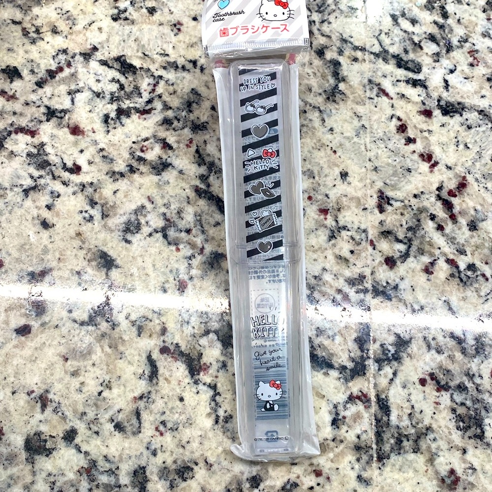 3 for$10-sanrio hello kitty toothbrush travel case